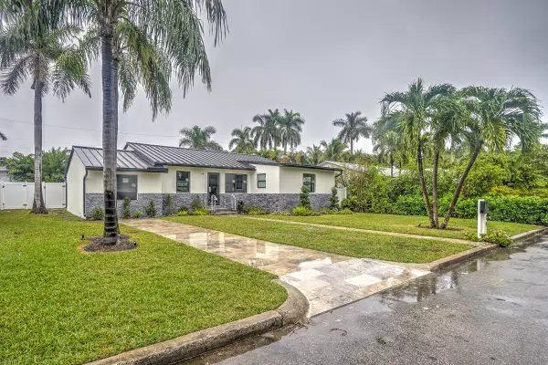 West Palm Beach, FL 33407,215 32nd ST