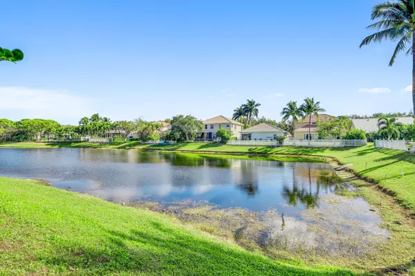 Delray Beach, FL 33444,523 Canoe PT