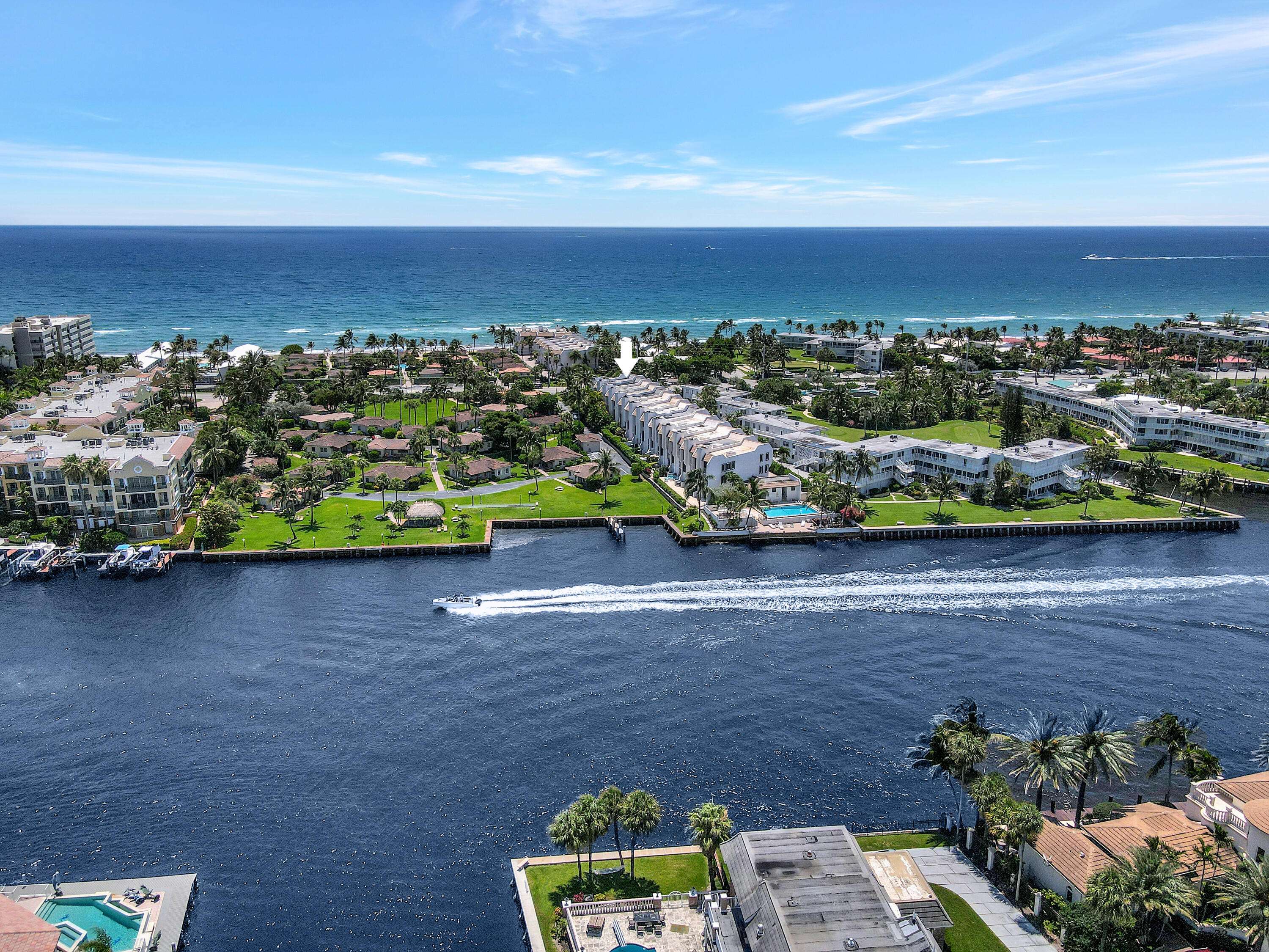 Hillsboro Beach, FL 33062,1222 Hillsboro Mile 11