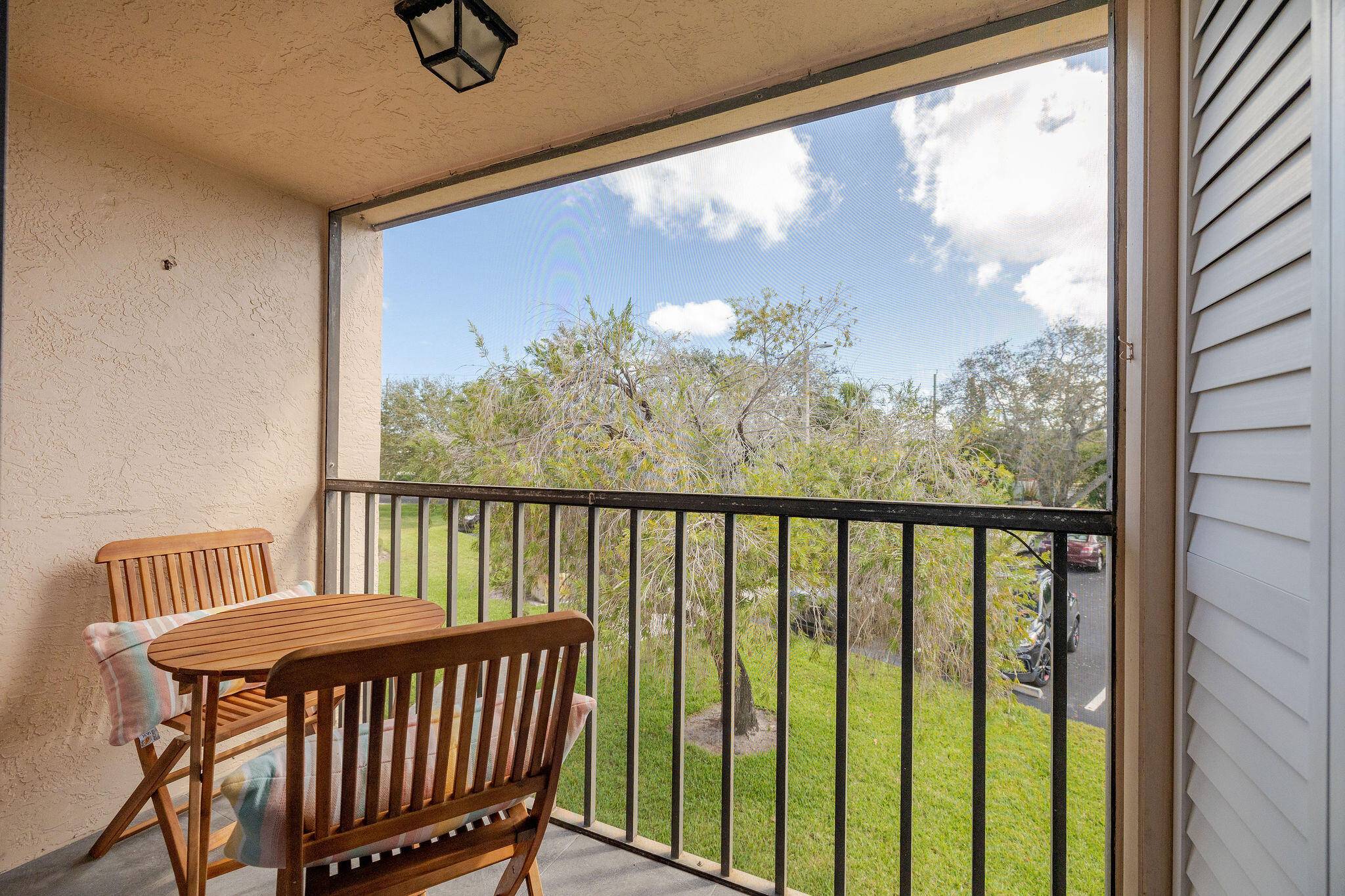 Jensen Beach, FL 34957,2083 NE Collins CIR 8-100