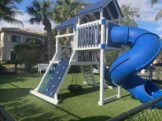 Palm Beach Gardens, FL 33410,2807 Veronia DR 106