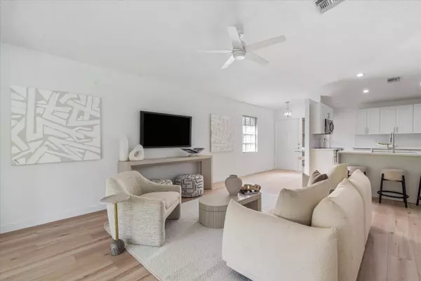 Boynton Beach, FL 33436,8134 Palm Gate DR