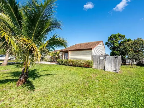 Port Saint Lucie, FL 34983,1549 SE Croquet ST