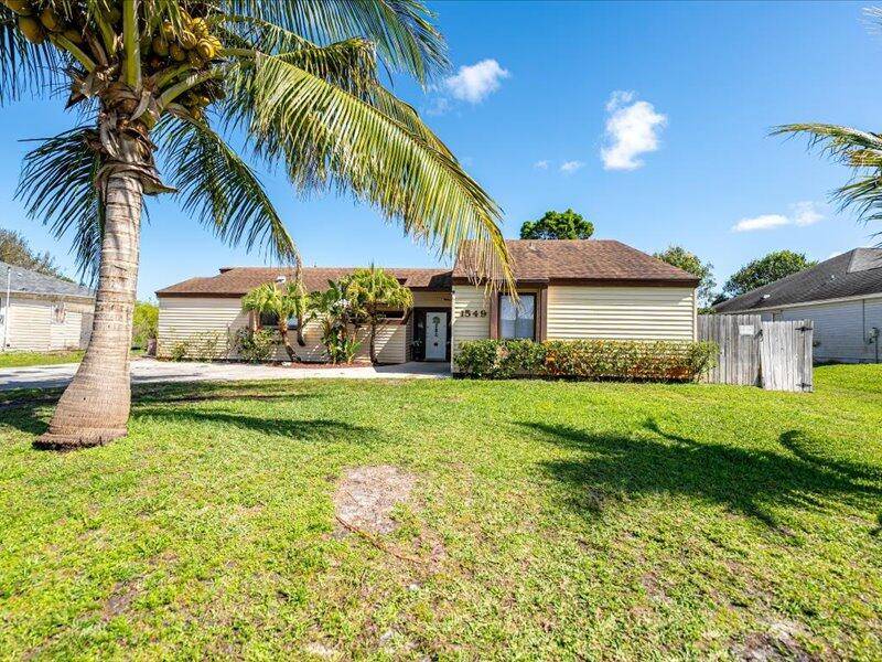 1549 SE Croquet ST, Port Saint Lucie, FL 34983