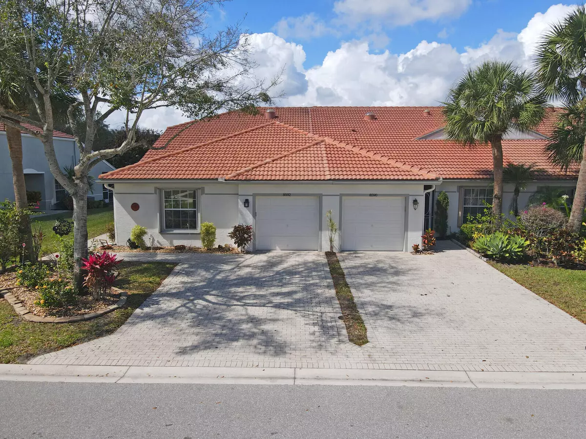 Boynton Beach, FL 33472,8592 Logia CIR