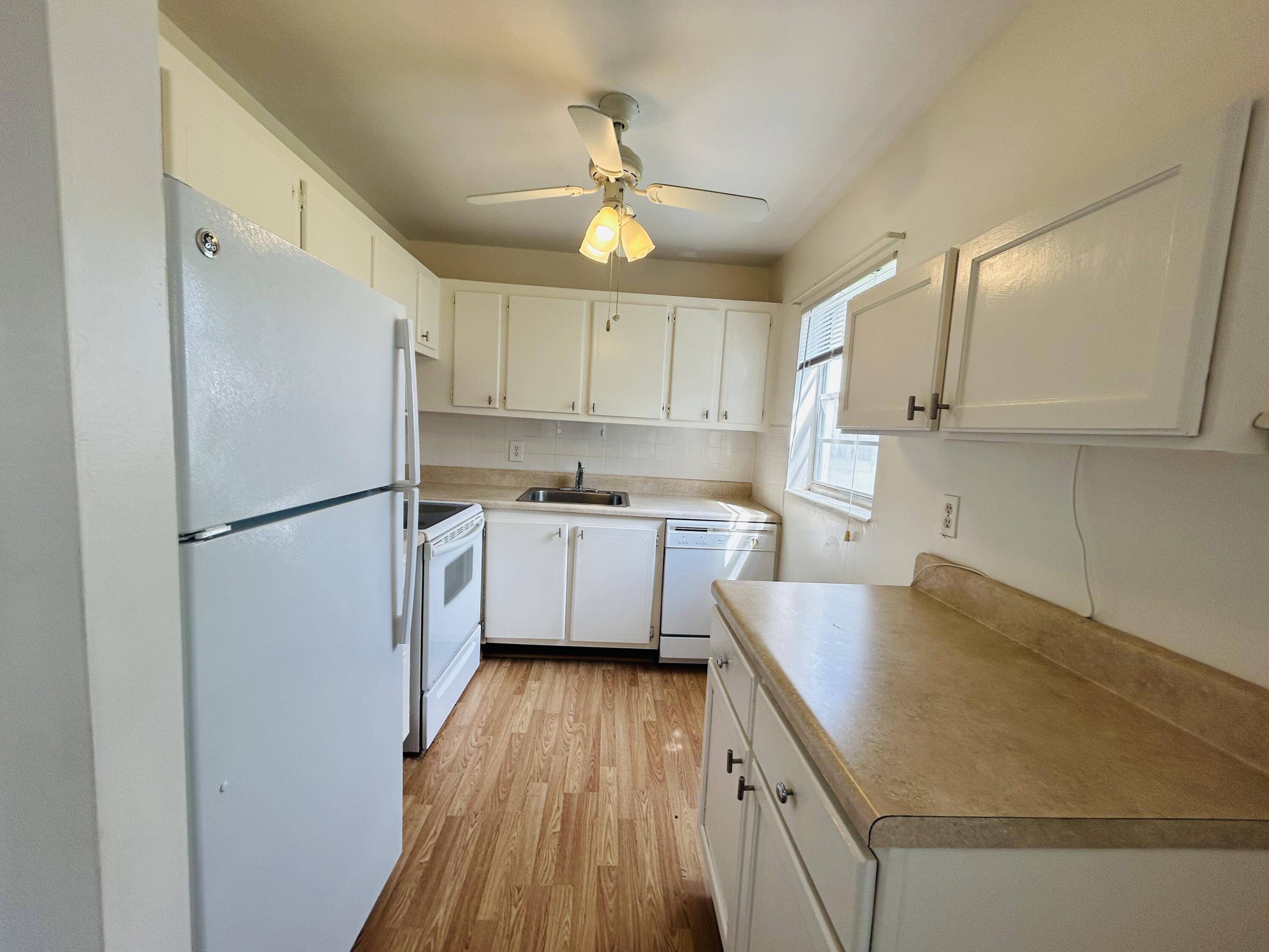 West Palm Beach, FL 33417,148 Coventry G