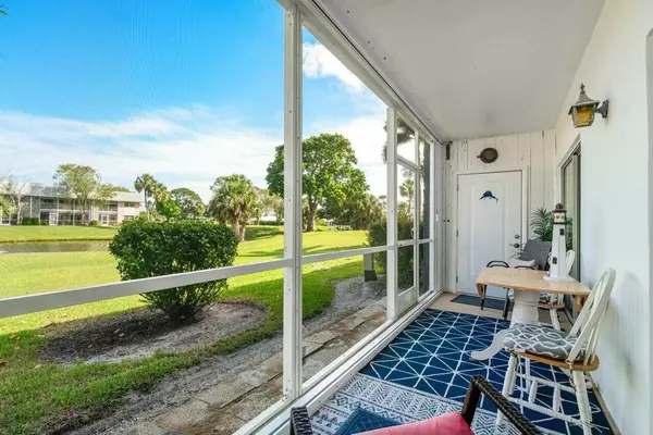 Tequesta, FL 33469,18081 SE Country Club DR 43