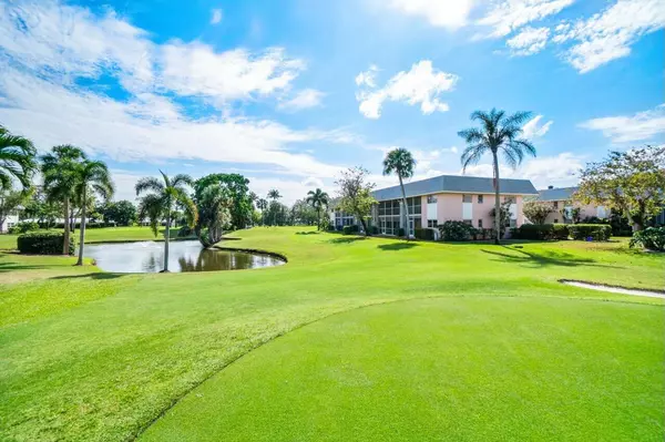 Tequesta, FL 33469,18081 SE Country Club DR 43