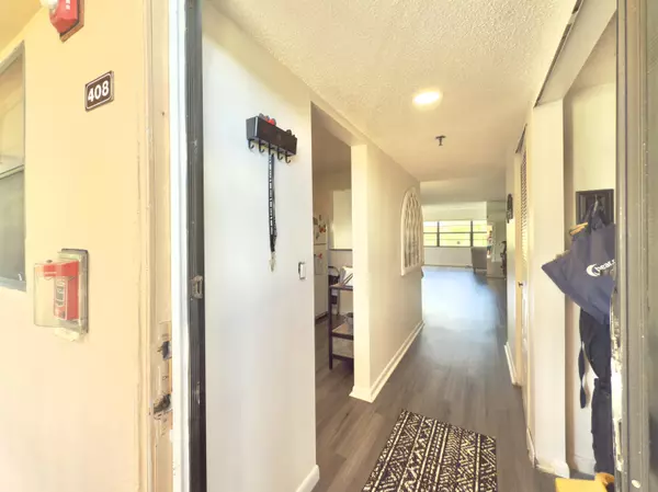 Lake Worth, FL 33467,4700 Lucerne Lakes BLVD 408