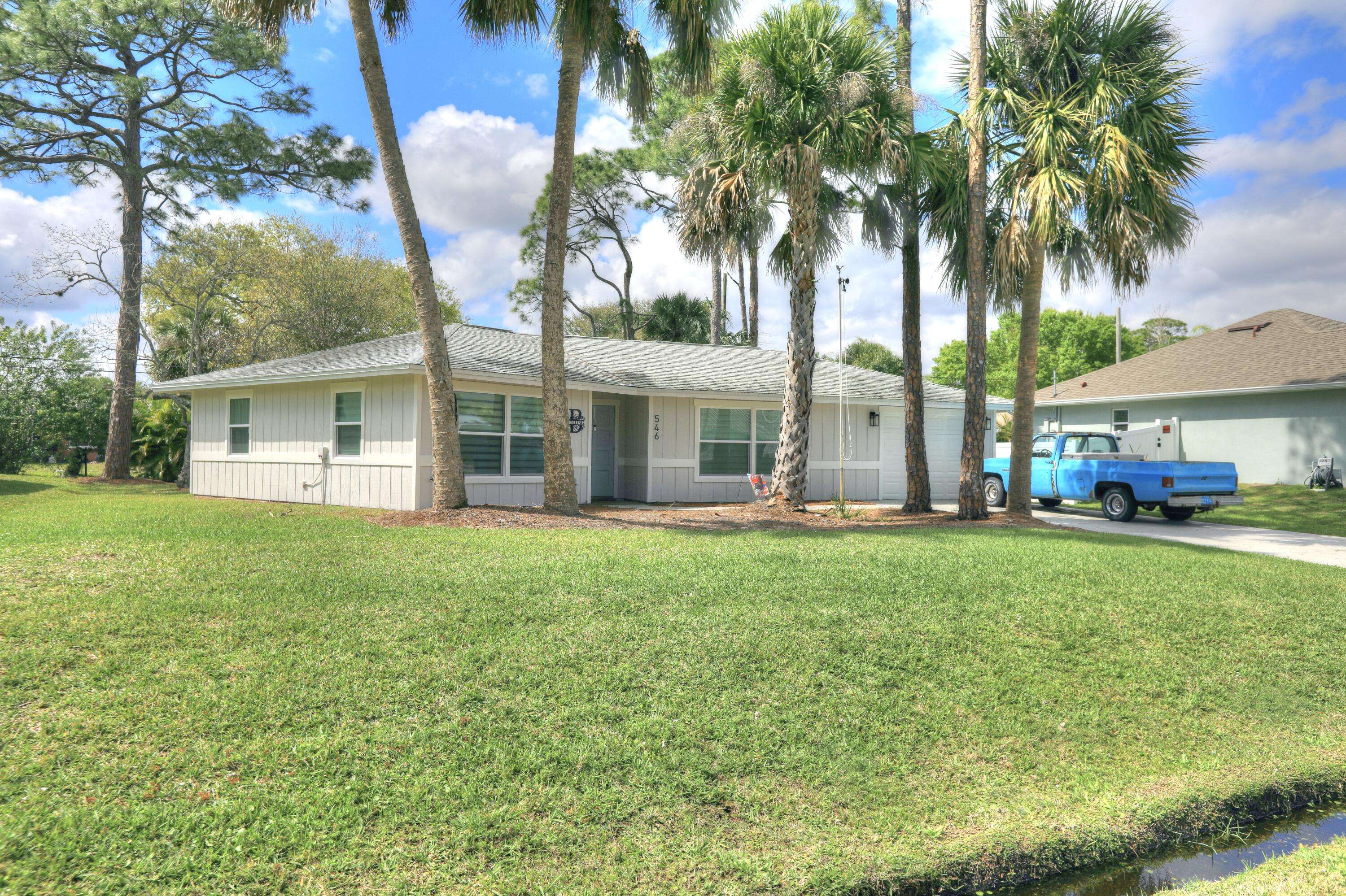 Sebastian, FL 32958,546 Agnes ST