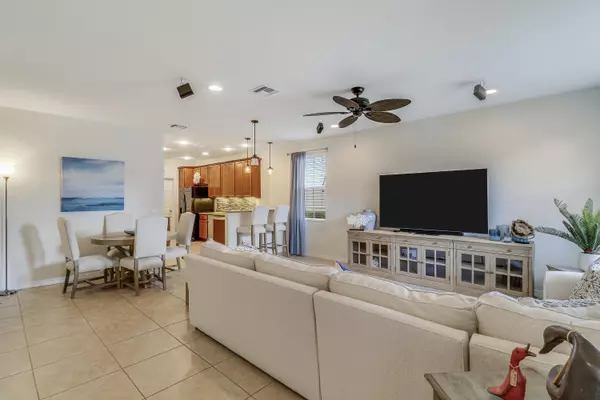 Jupiter, FL 33458,1227 N Community DR