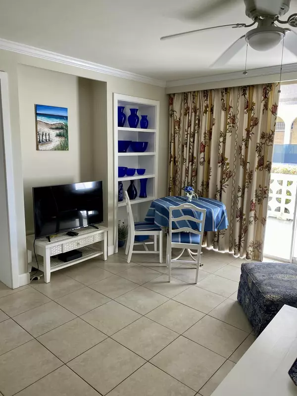 Lake Worth Beach, FL 33460,1 N Golfview RD 101