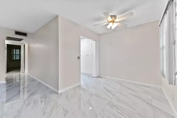 Deerfield Beach, FL 33442,1024 Ellesmere B