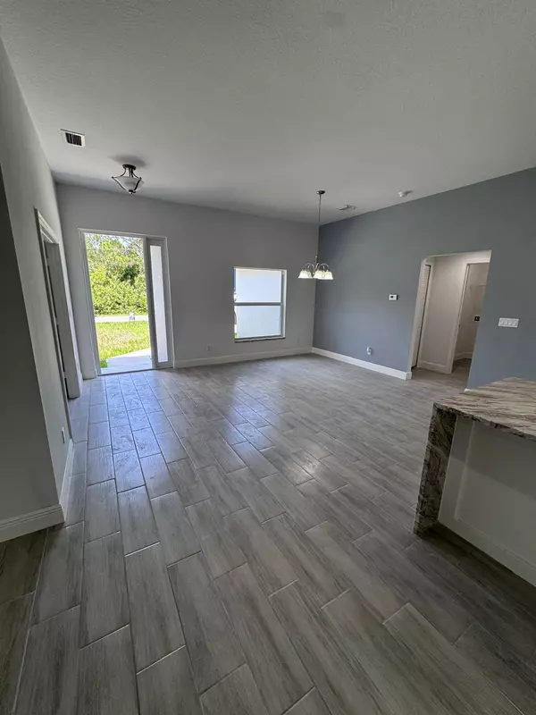 Palm Bay, FL 32908,3351 Lakeland AVE