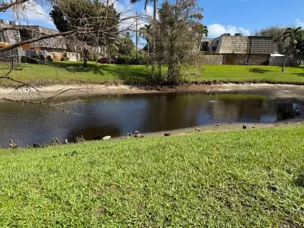 West Palm Beach, FL 33406,1654 Forest Lakes CIR C