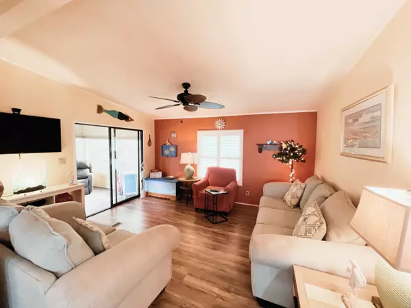 Fort Pierce, FL 34982,480 Thames Bluff RDG 46