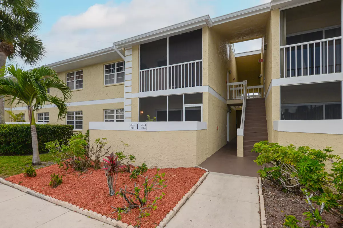 Port Saint Lucie, FL 34952,1540 SE Royal Green CIR 103