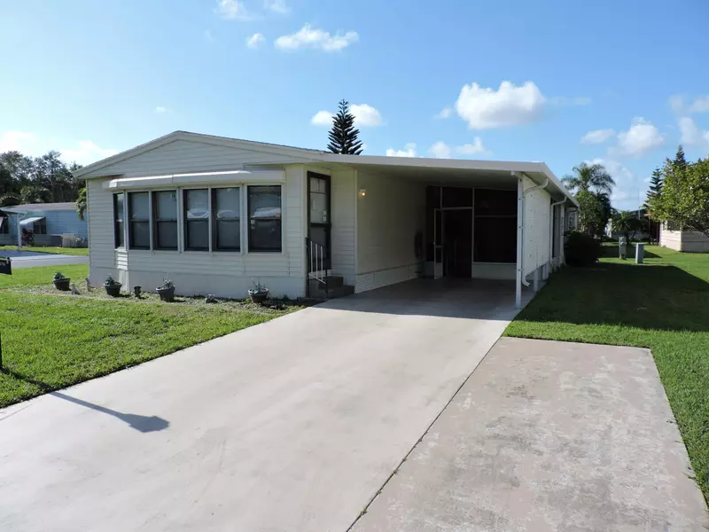 4756 Dogwood TER, Stuart, FL 34997