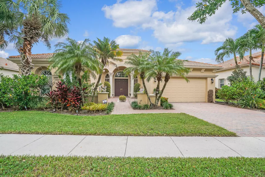 9257 W Via Grande, Wellington, FL 33411