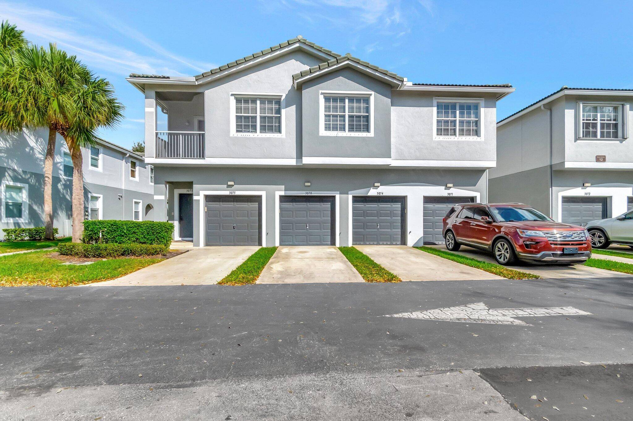 3070 Grandiflora DR, Greenacres, FL 33467