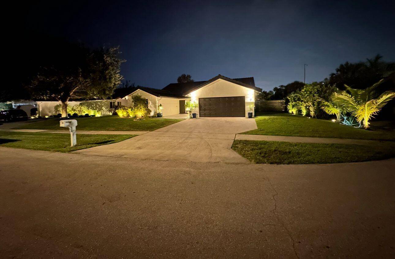 Boca Raton, FL 33486,1598 SW 19th ST