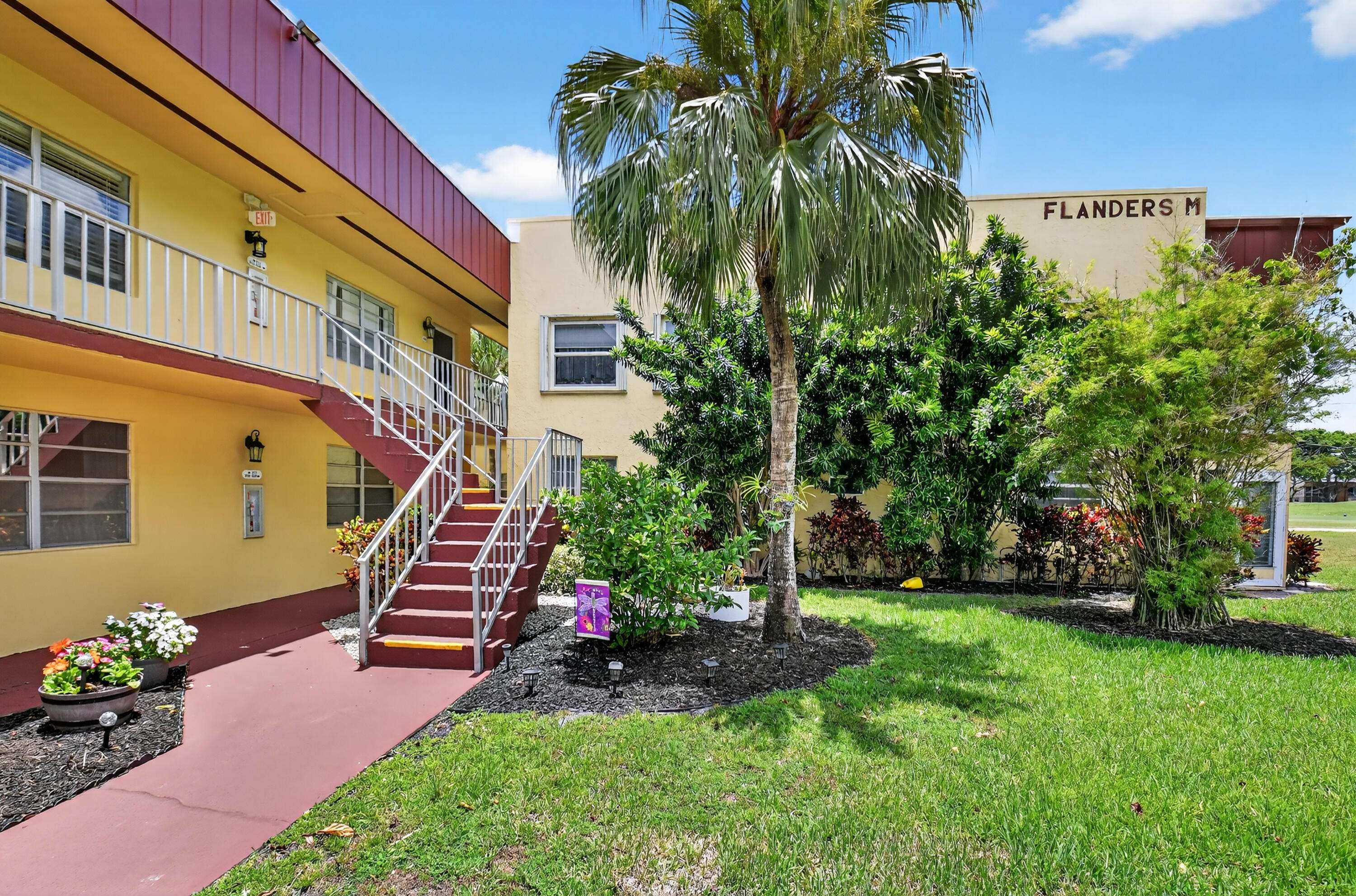 Delray Beach, FL 33484,579 Flanders M