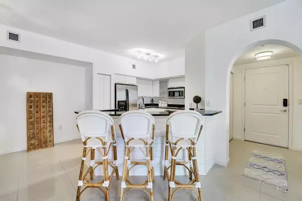 Delray Beach, FL 33444,225 NE 1st ST 304