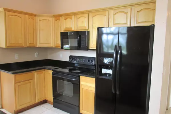 Port Saint Lucie, FL 34984,2002 SW Trenton LN