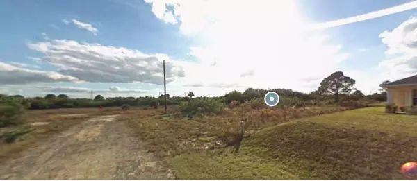 6001 N Olive AVE, Lehigh Acres, FL 33971