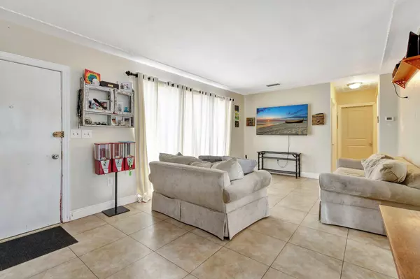 Palm Springs, FL 33461,357 Shady Lane RD