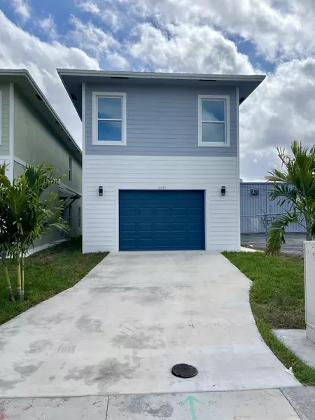 4468 Clinton BLVD, Lake Worth, FL 33461