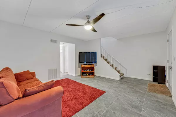West Palm Beach, FL 33407,3621 Townhouse CT