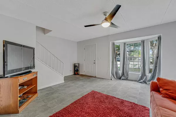 West Palm Beach, FL 33407,3621 Townhouse CT