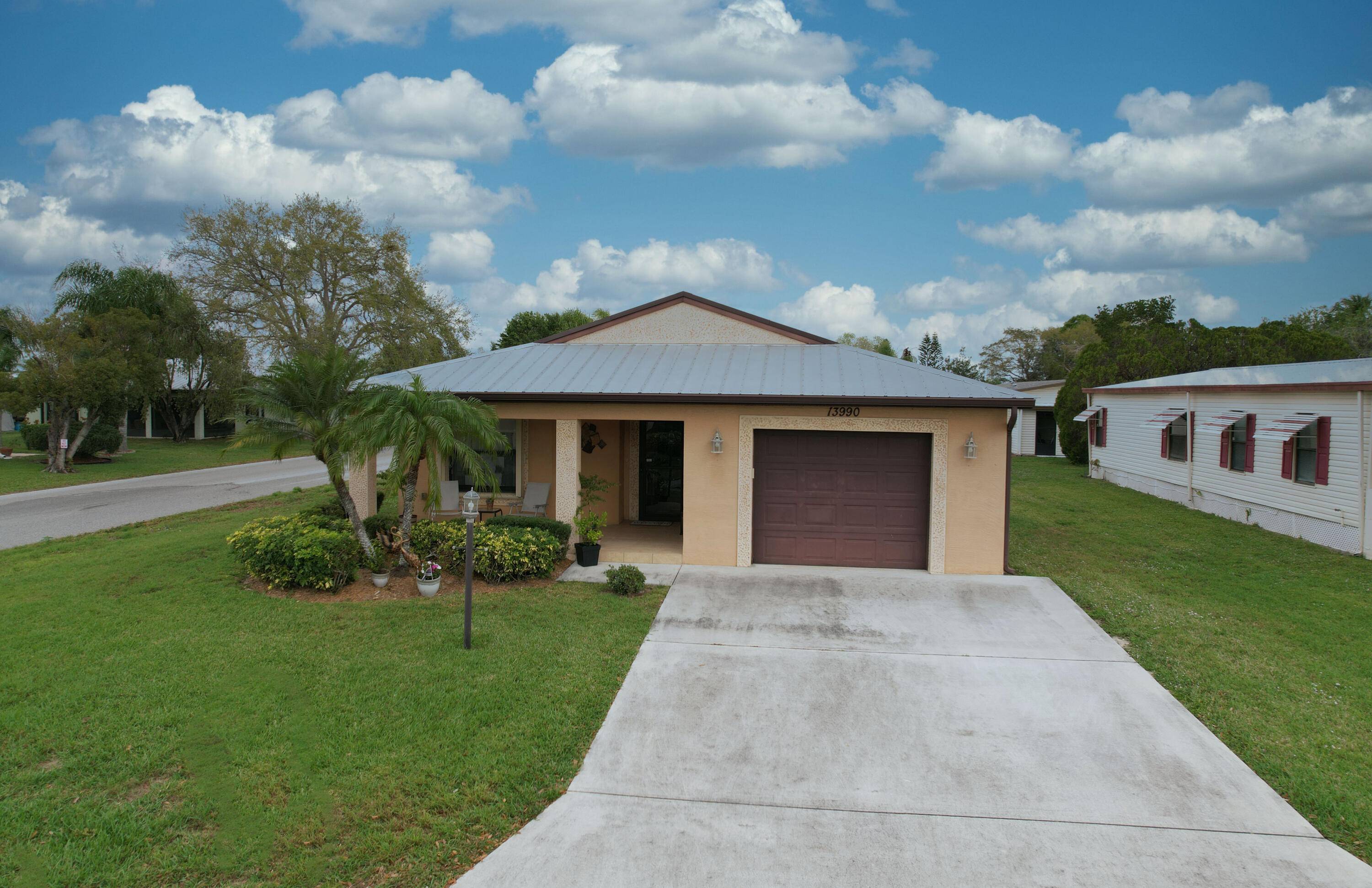 13990 Zorzal AVE, Fort Pierce, FL 34951