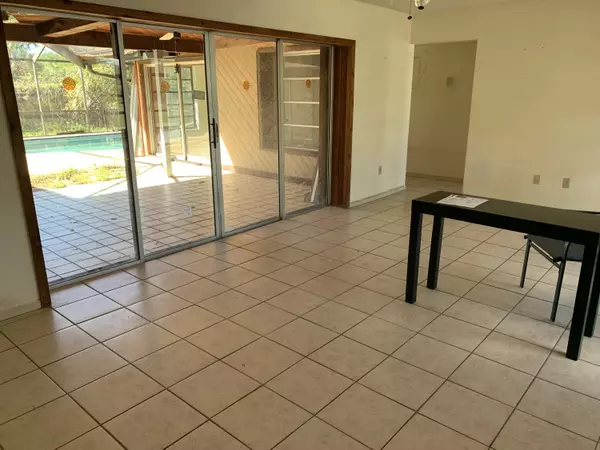 Juno Beach, FL 33408,1704 Floral DR