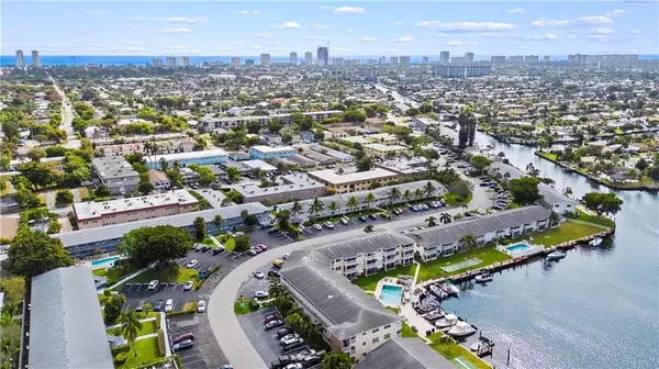 Pompano Beach, FL 33060,700 Pine DR 303