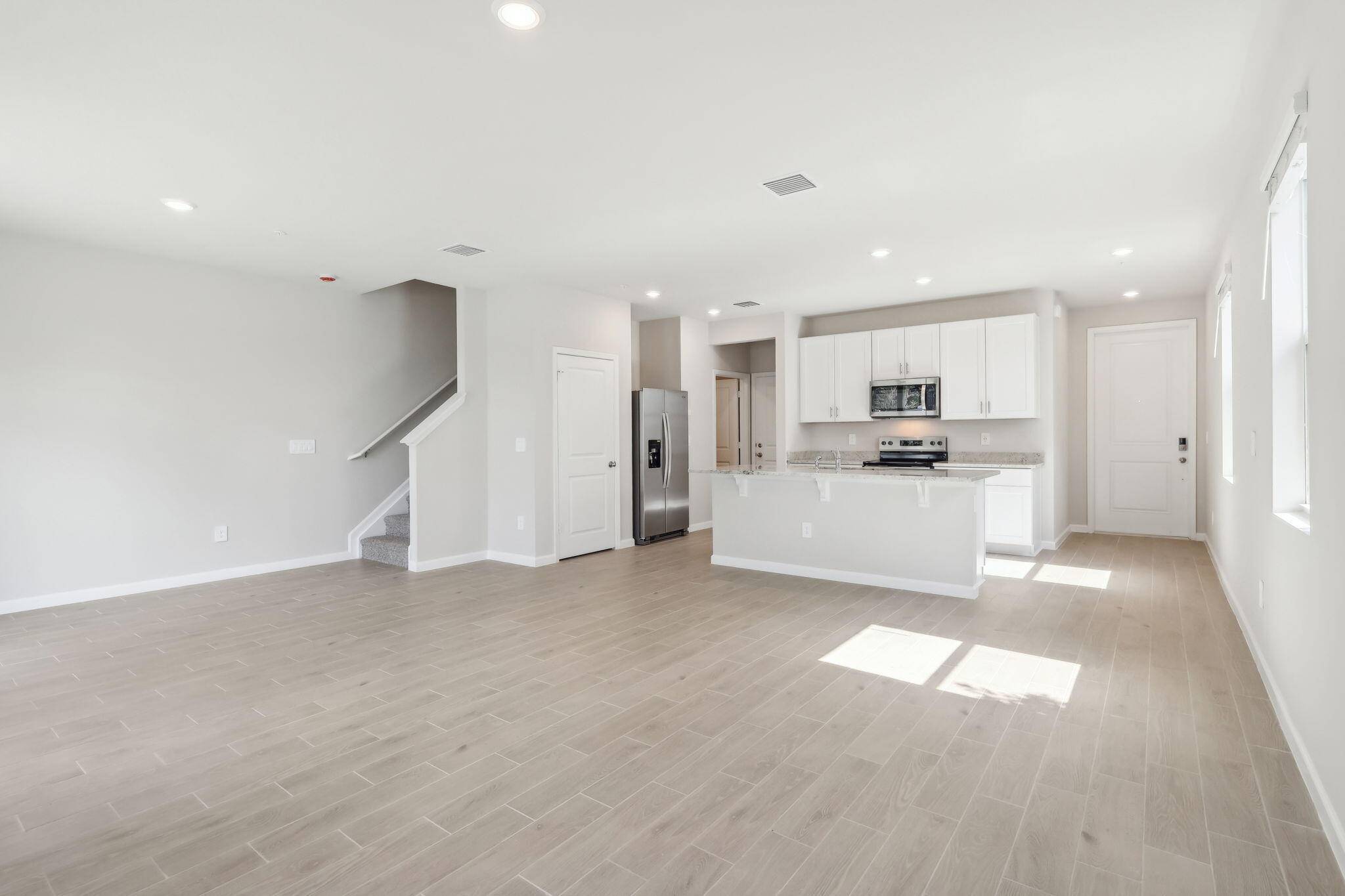 Fort Pierce, FL 34982,482 Salisbury CIR