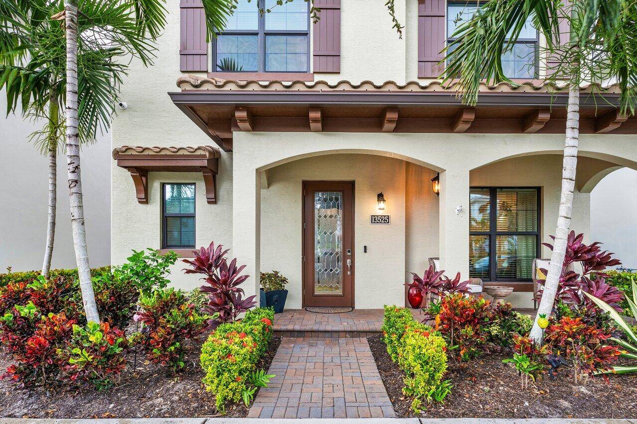 Palm Beach Gardens, FL 33418,13525 Machiavelli WAY