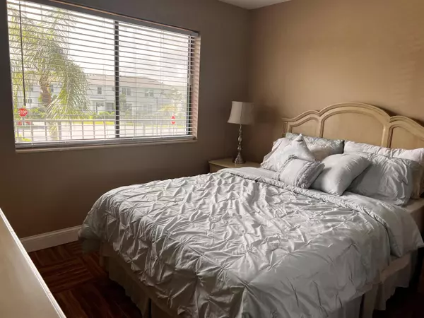 Lake Worth, FL 33467,4070 Tivoli CT 202
