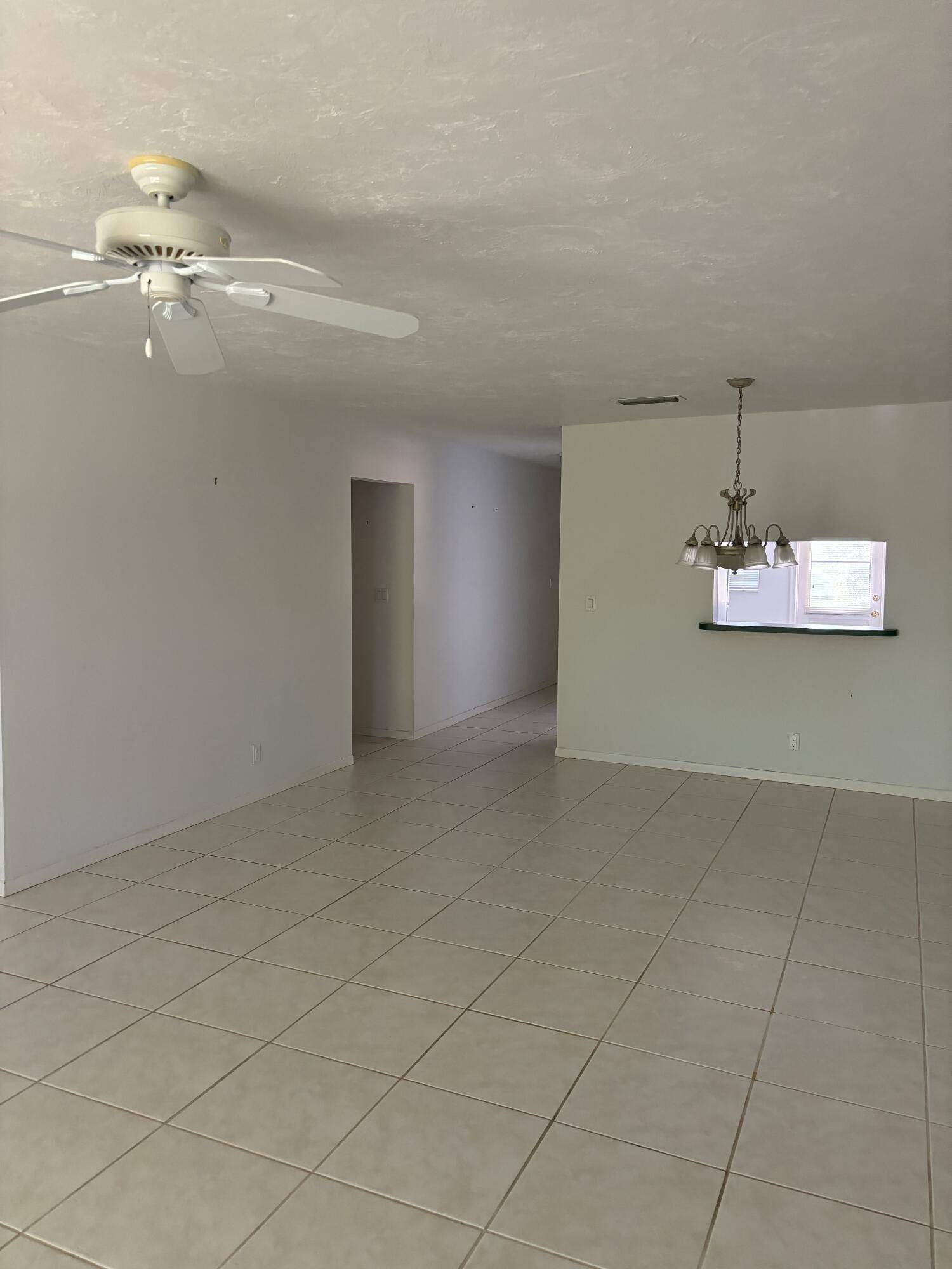 1700 Dover RD 215-A, Delray Beach, FL 33445
