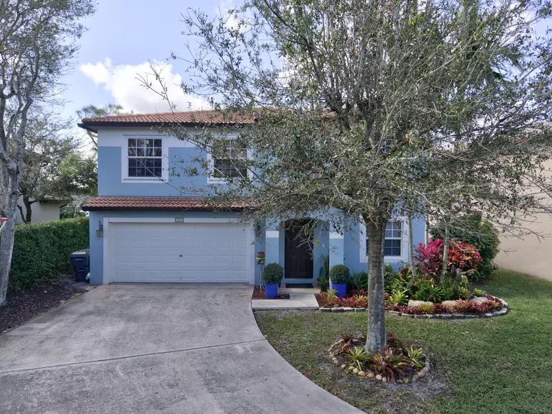 6755 Rainwood Cove LN, Lake Worth, FL 33463