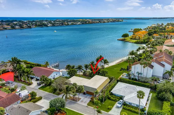 126 E Park LN,  Hypoluxo,  FL 33462