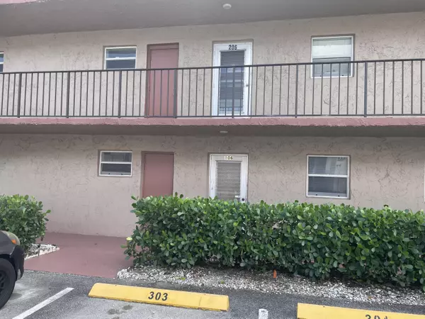 Palm Springs, FL 33461,721 Lori Dr 106