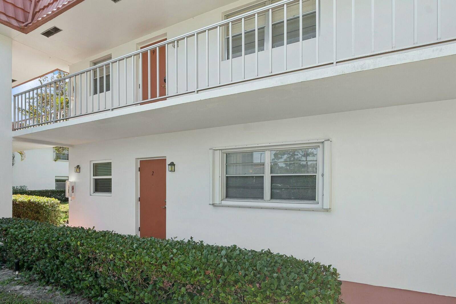 Stuart, FL 34996,2600 SE Ocean BLVD J2