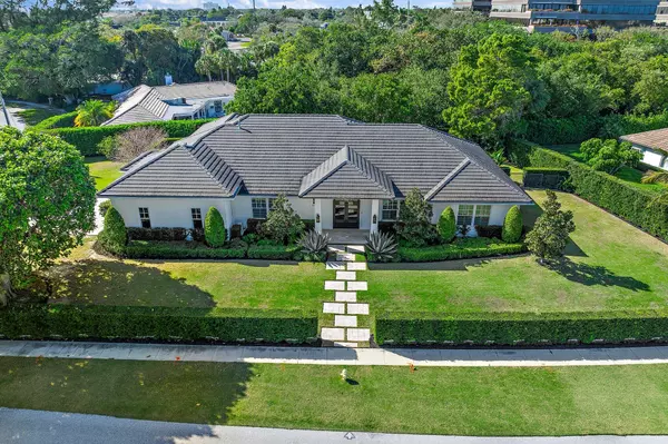 North Palm Beach, FL 33408,11763 Lake Shore PL