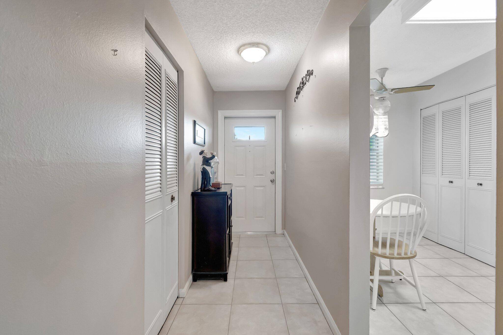 Delray Beach, FL 33446,14747 Cumberland DR 208 C