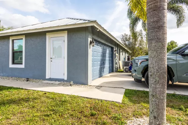 Loxahatchee, FL 33470,16854 N 87th LN