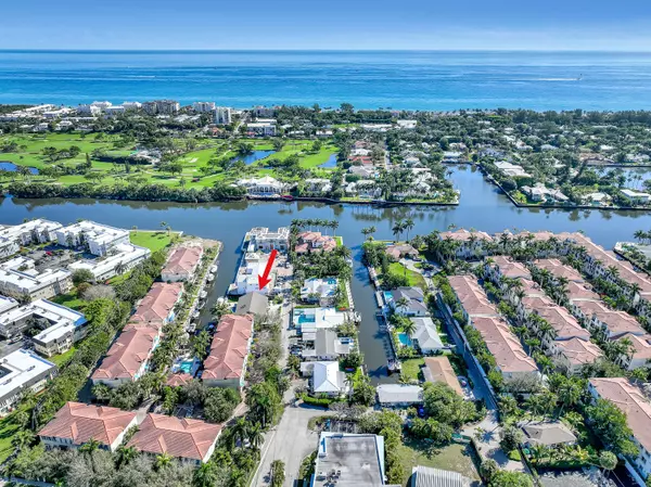 Delray Beach, FL 33483,815 Bamboo LN