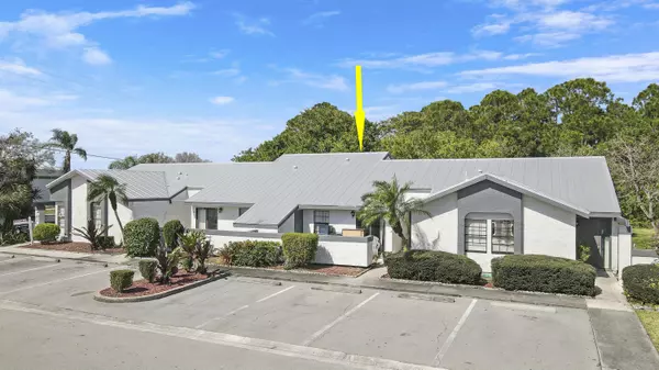 Port Saint Lucie, FL 34953,562 SW Tamworth ST