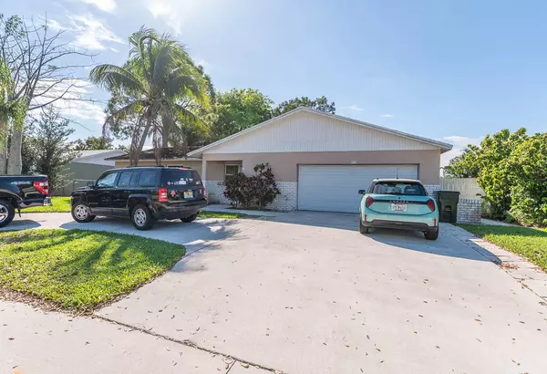 2712 Lake Ida RD, Delray Beach, FL 33445